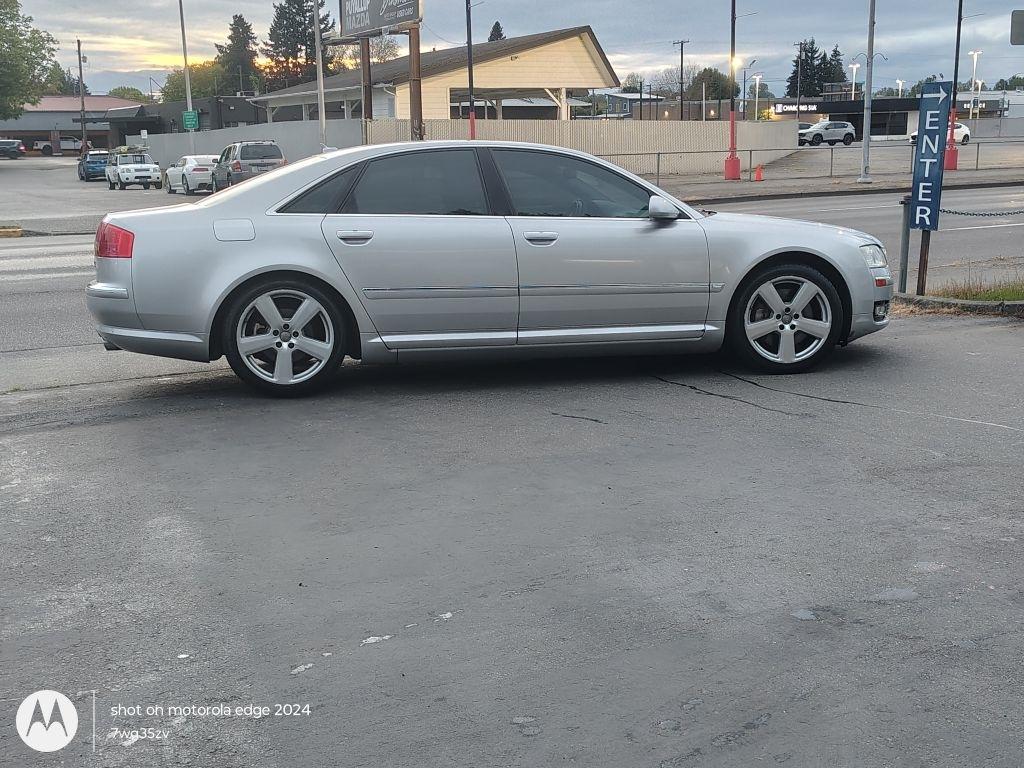 Audi A8  2007