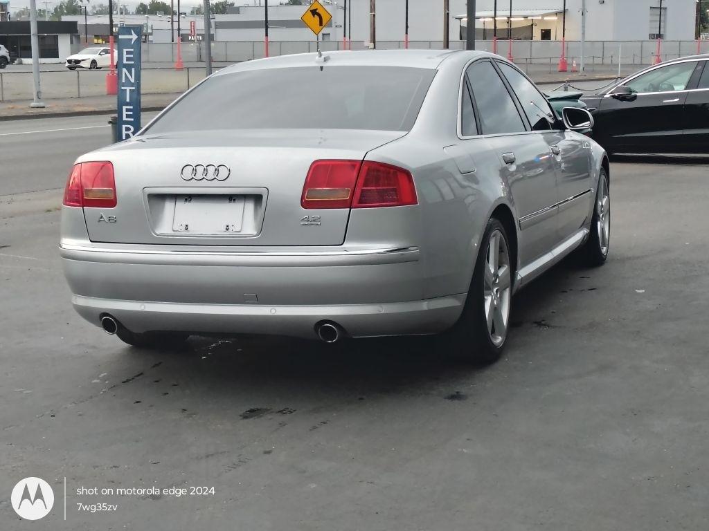 Audi A8  2007