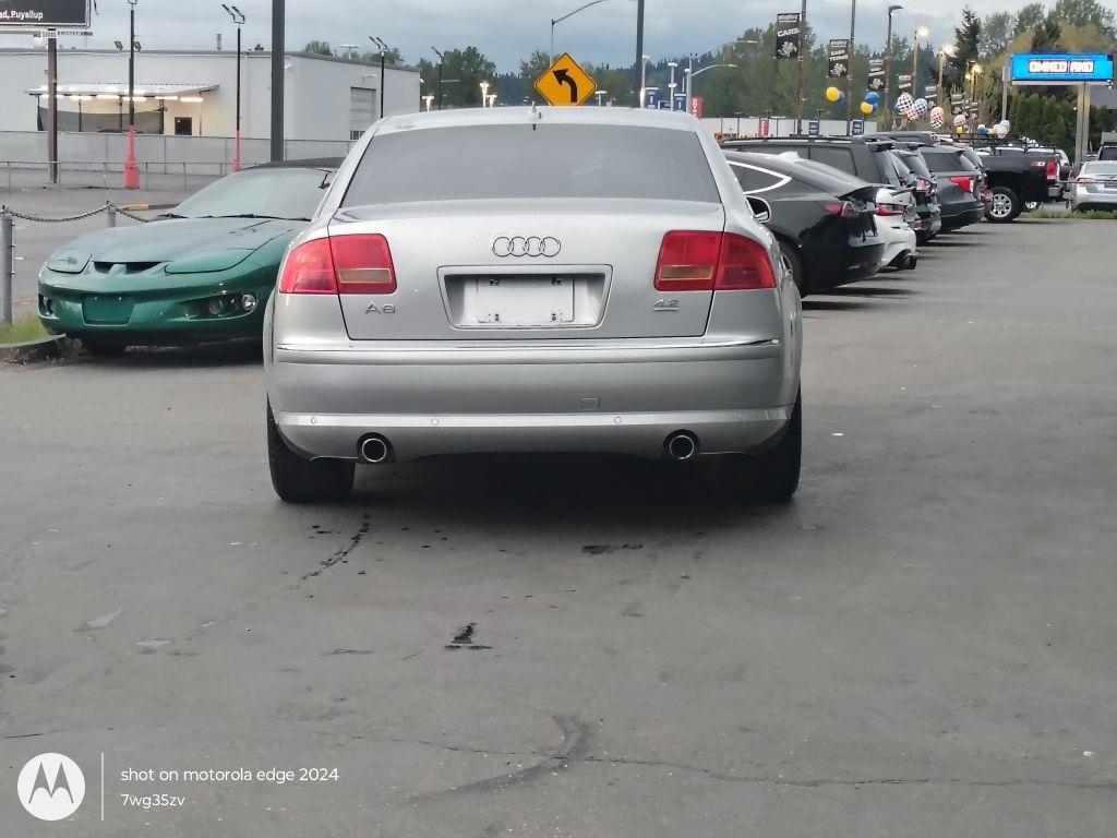 Audi A8  2007