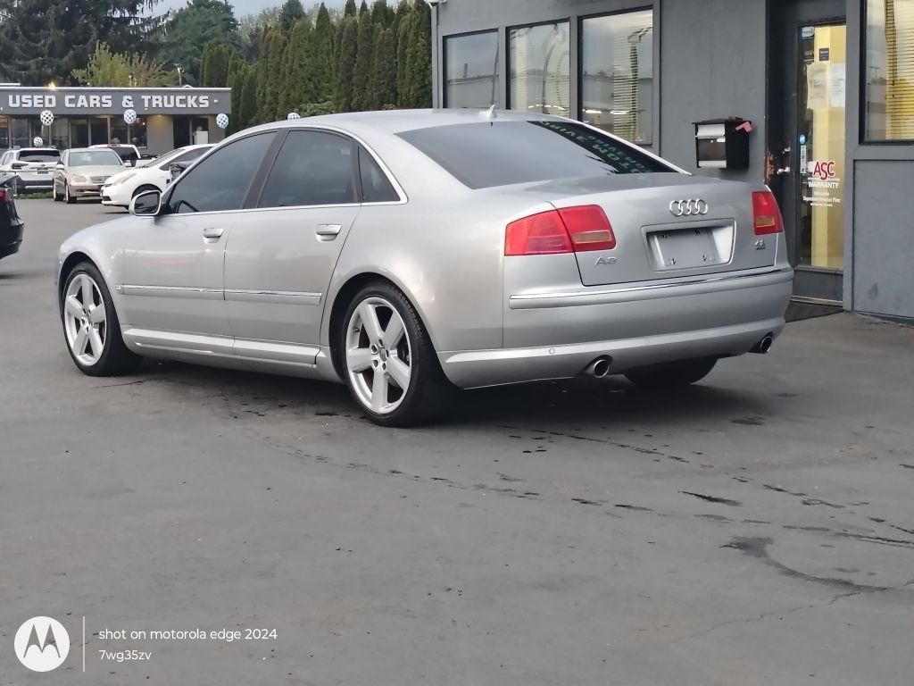 Audi A8  2007