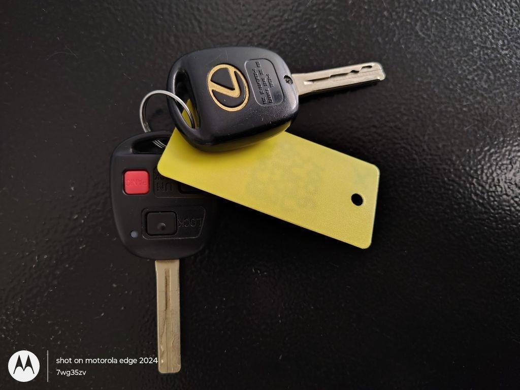 Lexus RX 300  2001