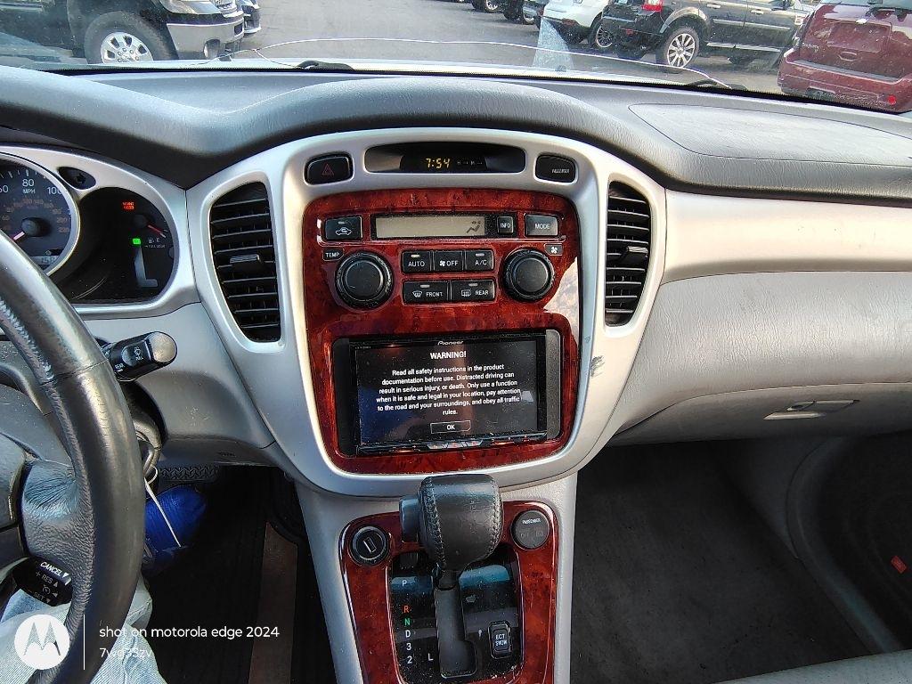 Toyota Highlander  2005