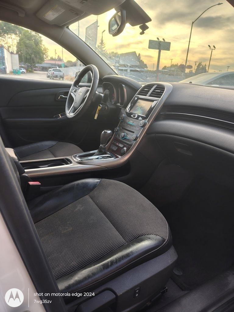 Chevrolet Malibu  2013