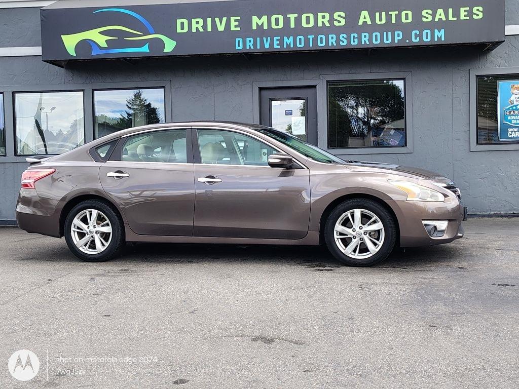 Nissan Altima  2013
