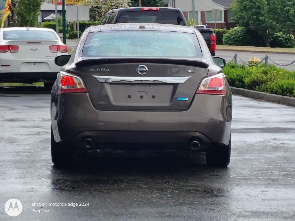 Nissan Altima  2013