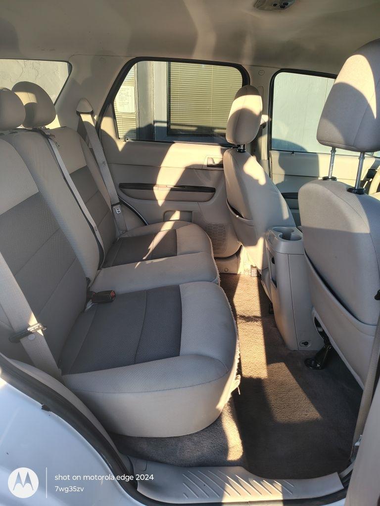 Ford Escape  2008