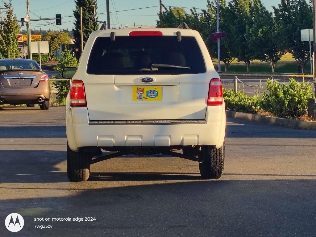 Ford Escape  2008