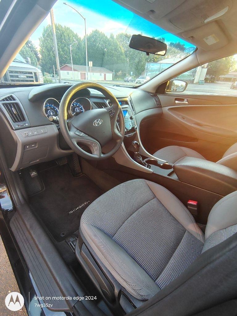 Hyundai Sonata  2011
