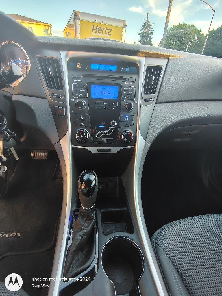 Hyundai Sonata  2011