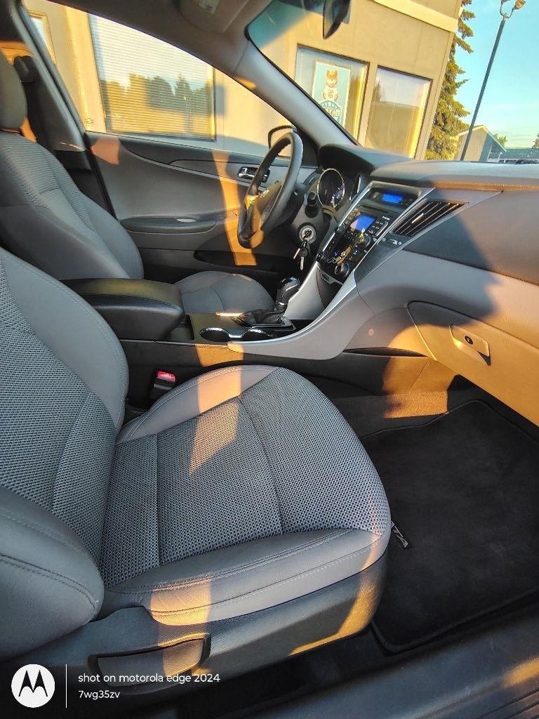 Hyundai Sonata  2011