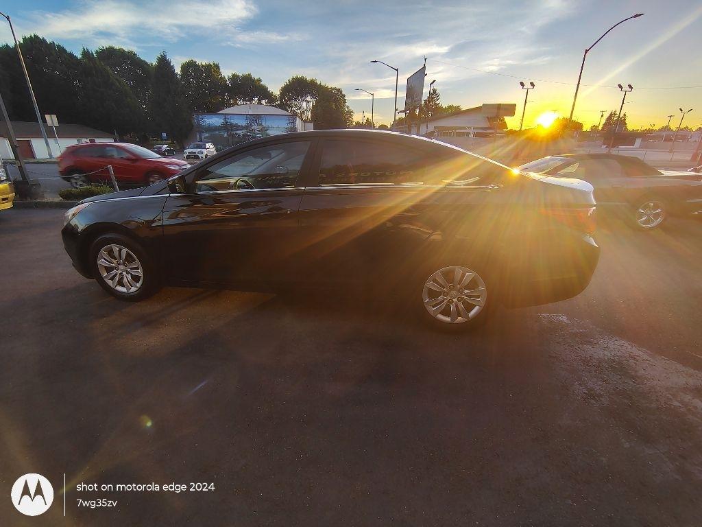 Hyundai Sonata  2011