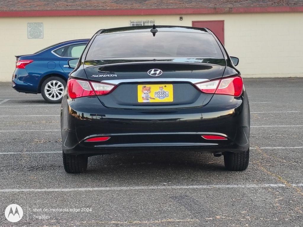 Hyundai Sonata  2011