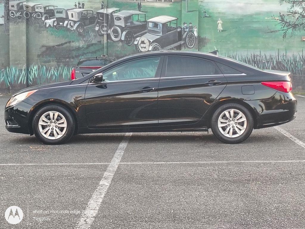 Hyundai Sonata  2011