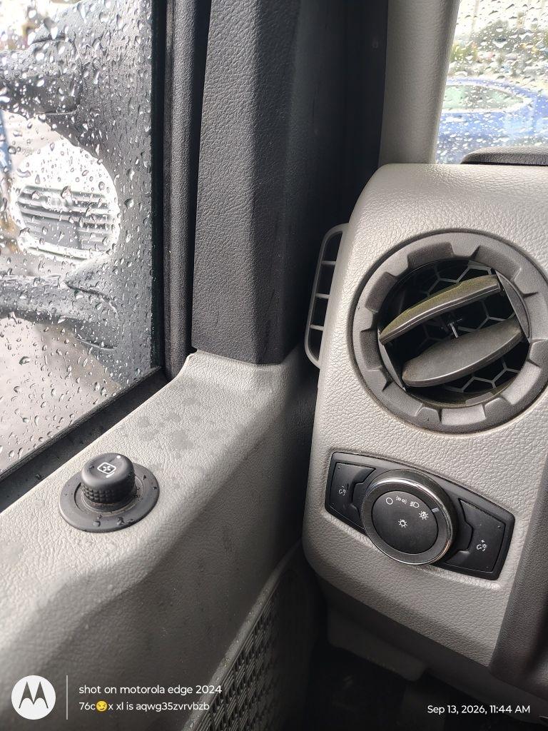 Ford Econoline  2023
