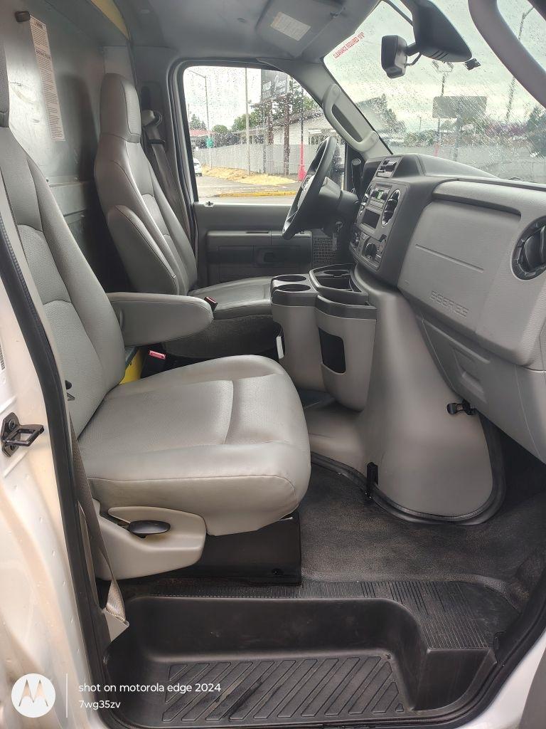 Ford Econoline  2023