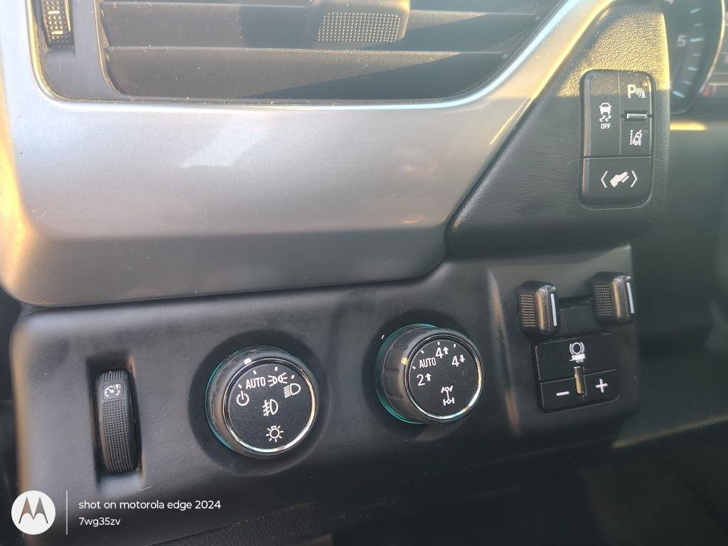 Chevrolet Tahoe  2015