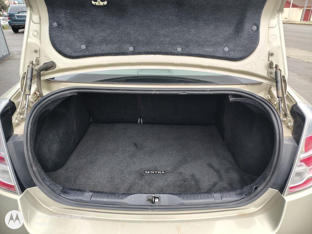 Nissan Sentra  2008