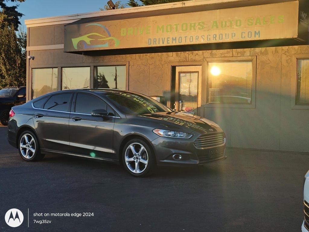 2016 Ford Fusion SE