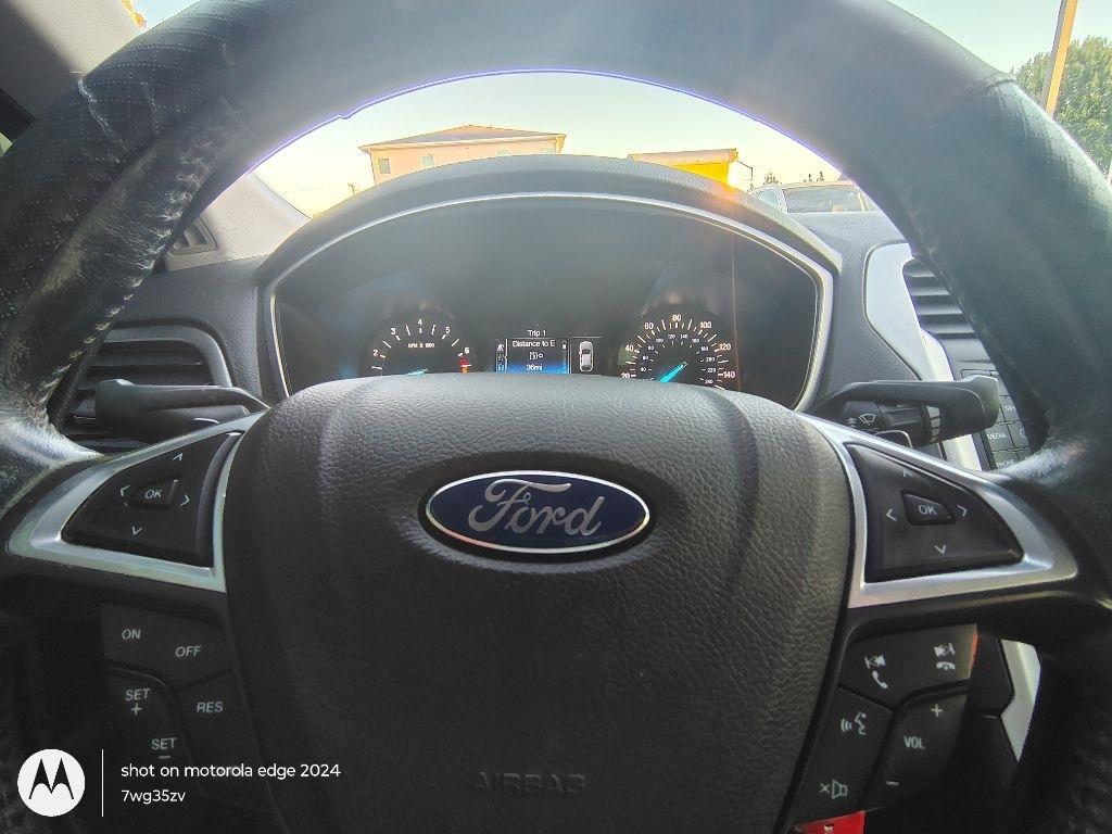 Ford Fusion  2016