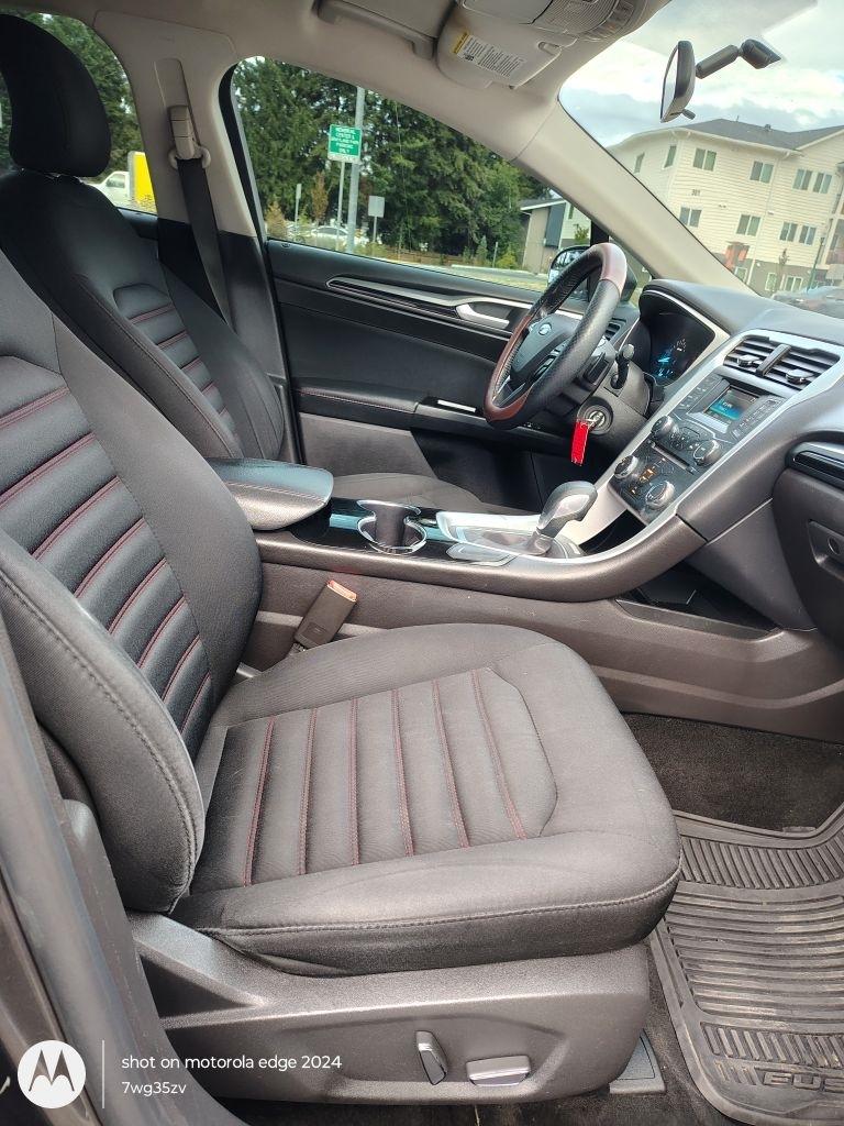 Ford Fusion  2016