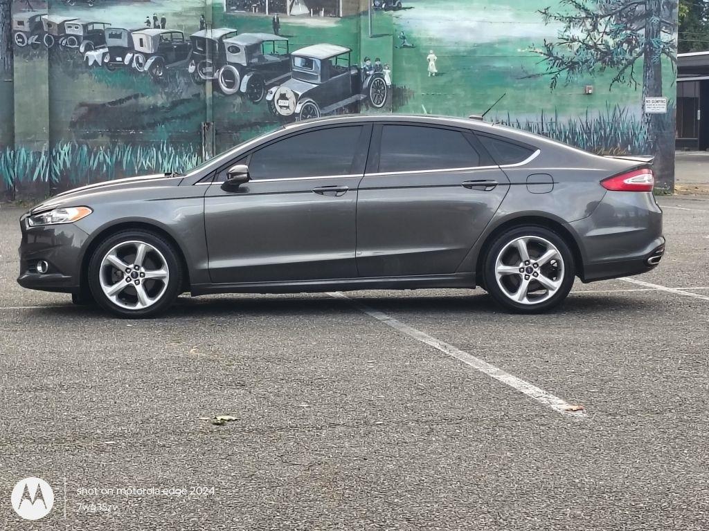 Ford Fusion  2016