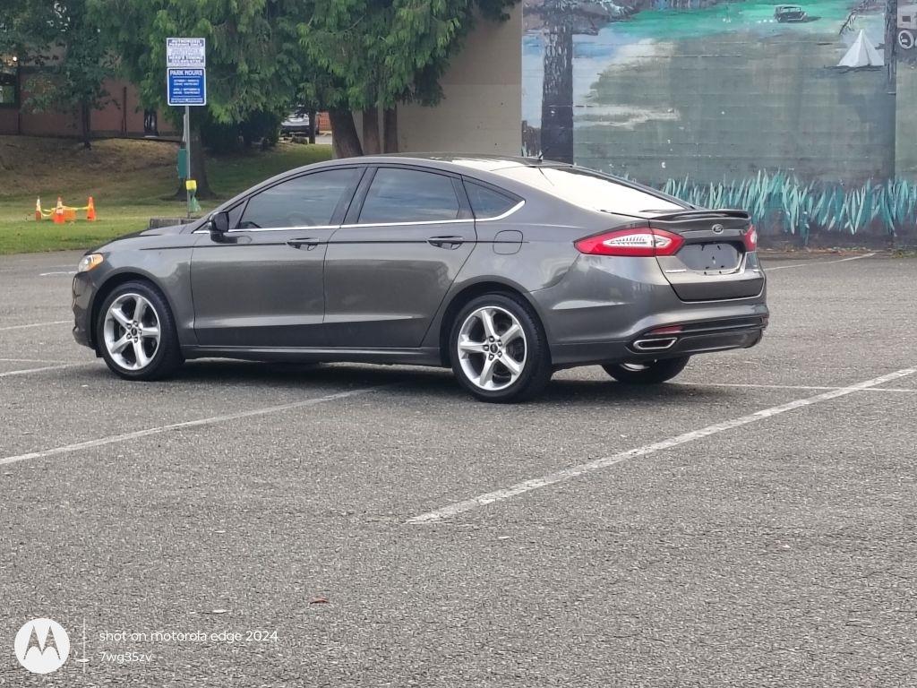 Ford Fusion  2016