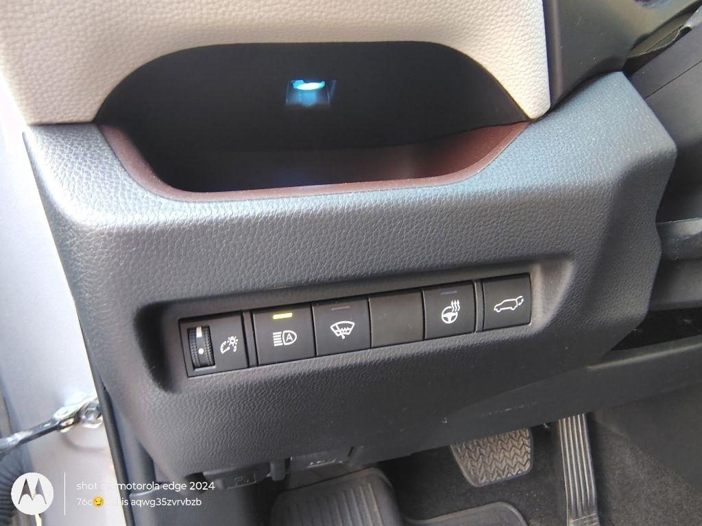 Toyota RAV4  2022