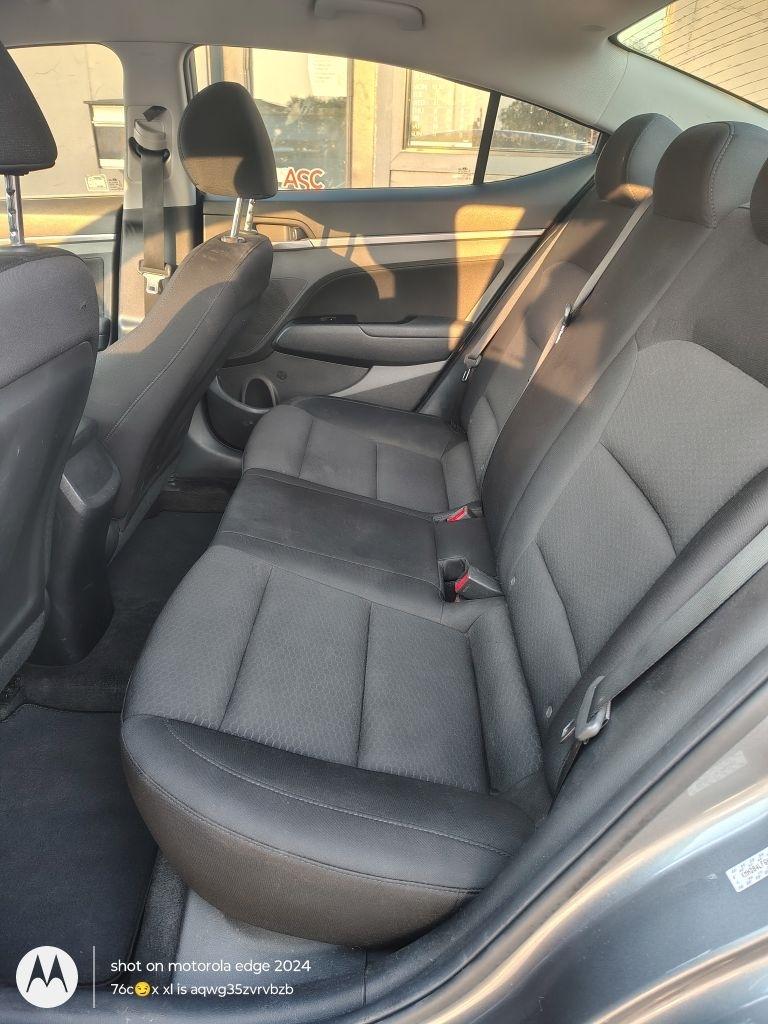 Hyundai Elantra  2019