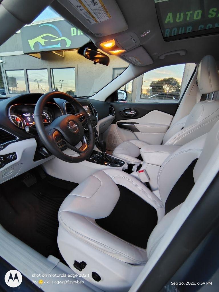 Jeep Cherokee  2020