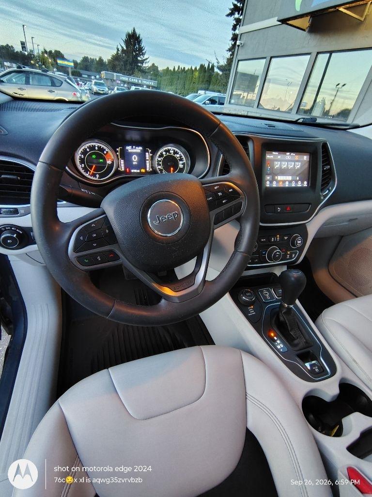 Jeep Cherokee  2020