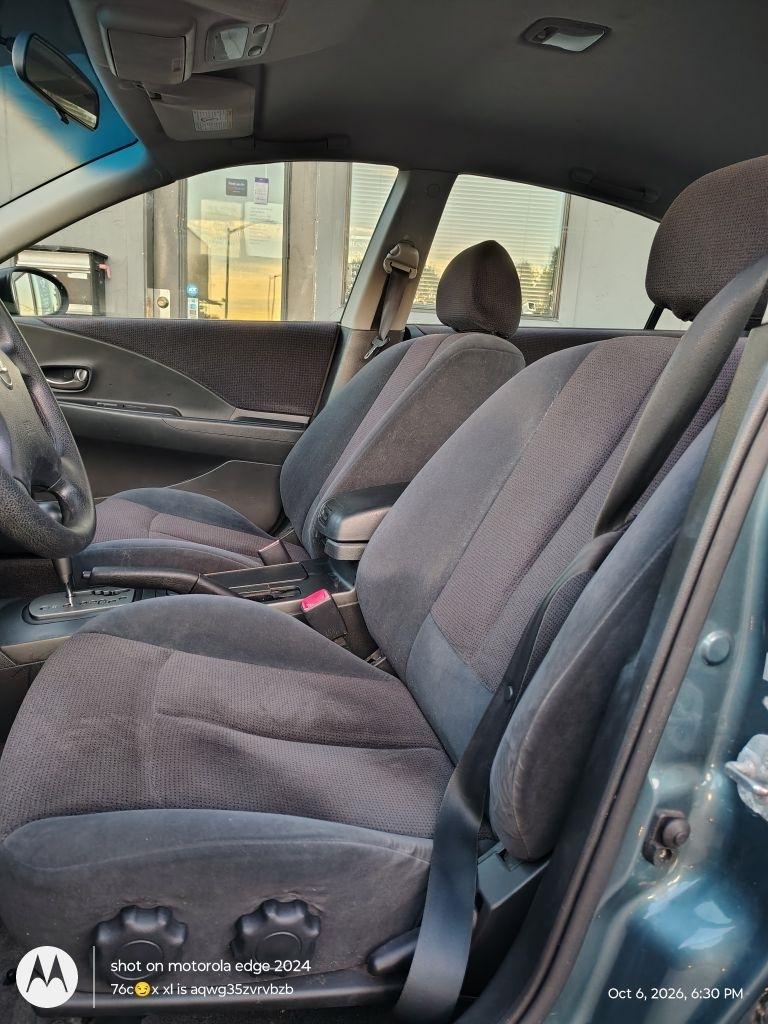 Nissan Altima  2002