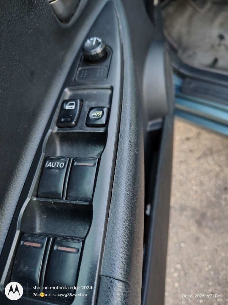 Nissan Altima  2002
