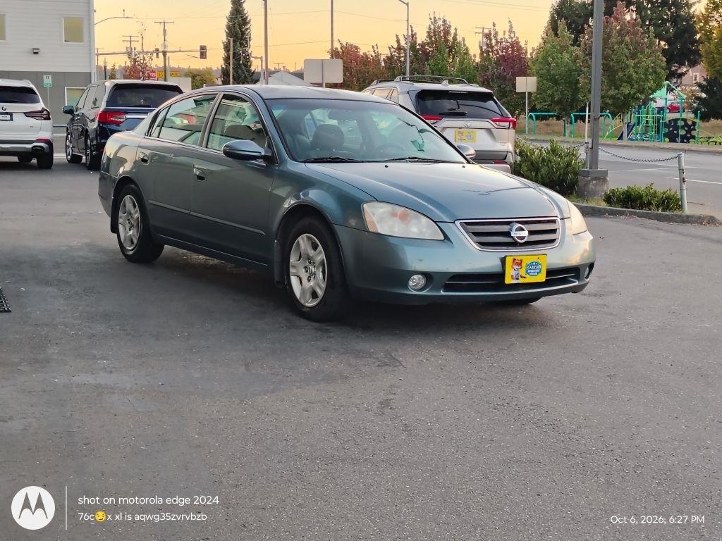 Nissan Altima  2002