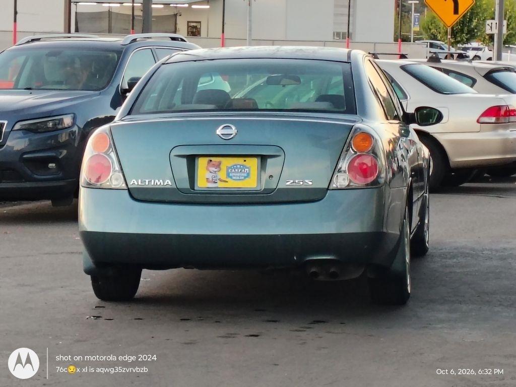 Nissan Altima  2002