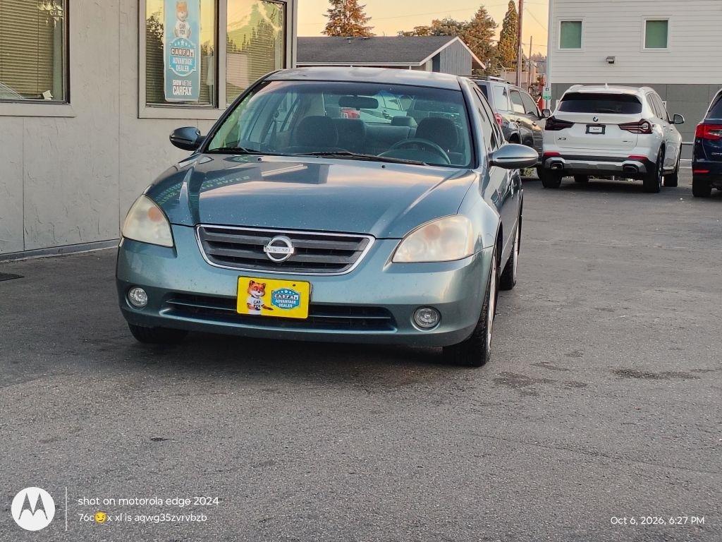 Nissan Altima  2002