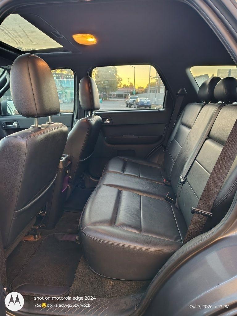 Ford Escape  2009