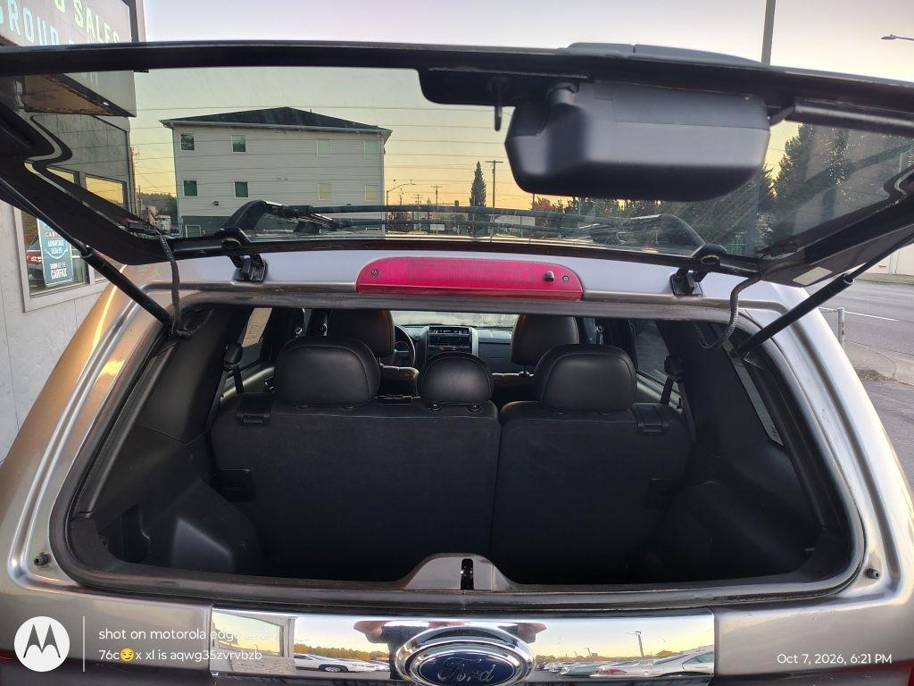 Ford Escape  2009