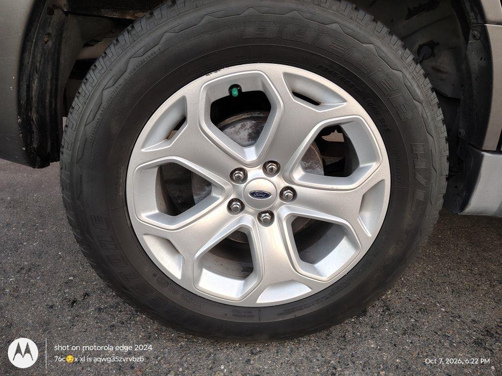Ford Escape  2009
