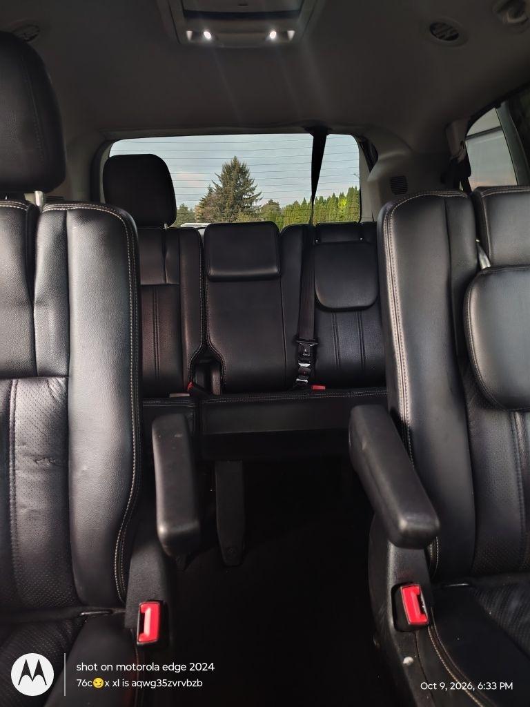 Chrysler Town & Country  2011
