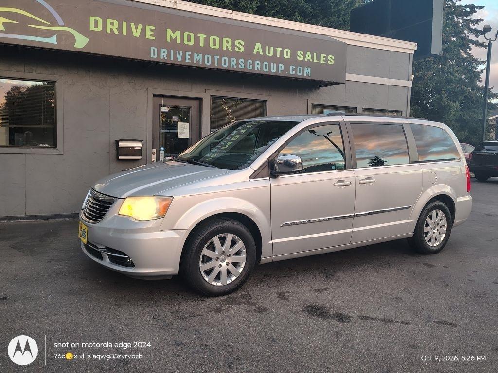 Chrysler Town & Country  2011