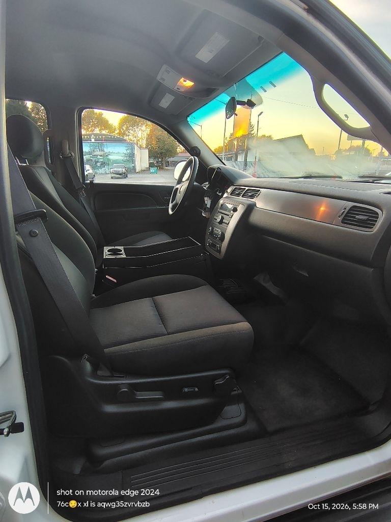Chevrolet Tahoe  2011