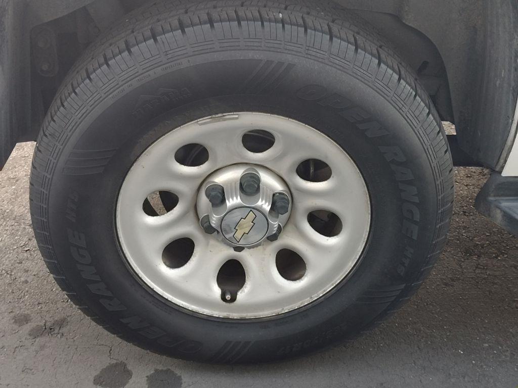 Chevrolet Tahoe  2011