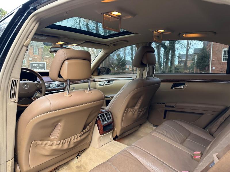 Mercedes-Benz S-Class S550 4MATIC 2009