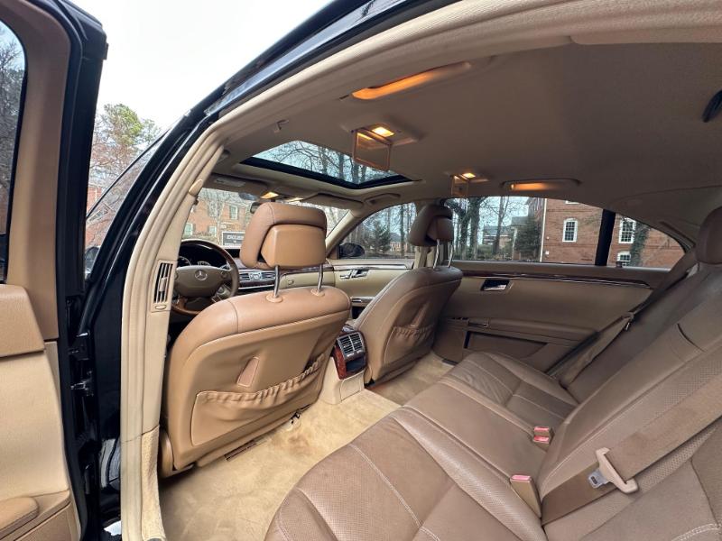 Mercedes-Benz S-Class S550 4MATIC 2009