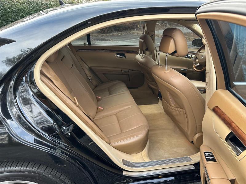 Mercedes-Benz S-Class S550 4MATIC 2009