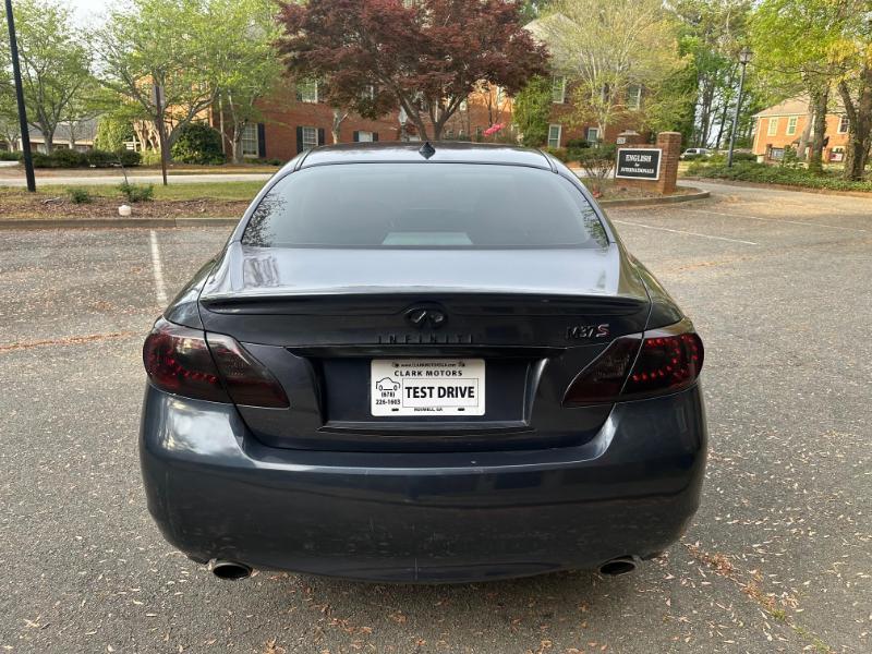 Infiniti M M37 2011