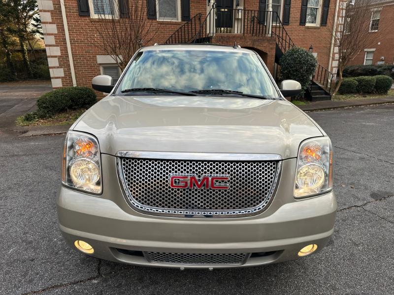 GMC Yukon Denali 2WD 2013