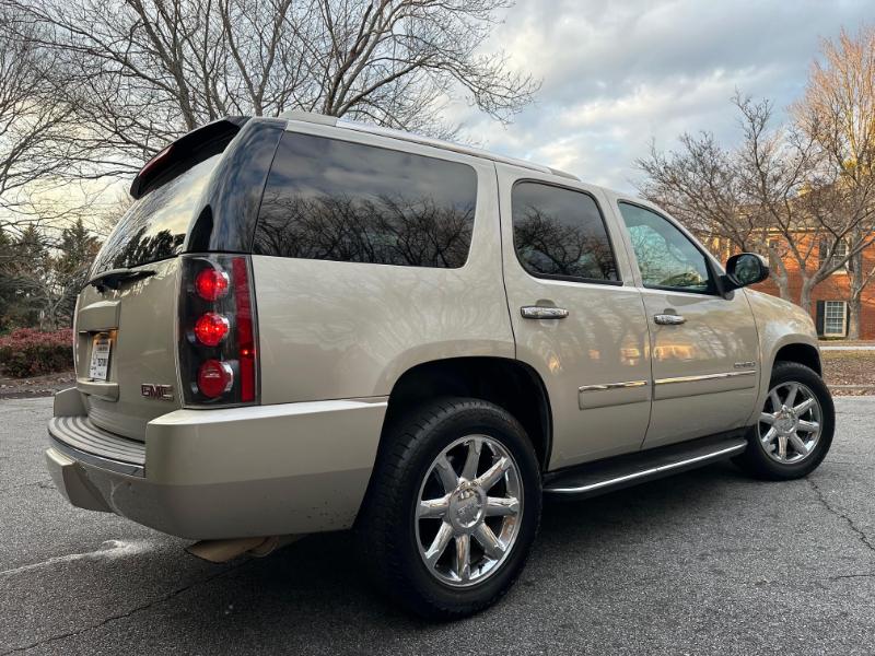 GMC Yukon Denali 2WD 2013