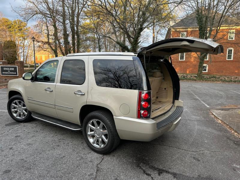 GMC Yukon Denali 2WD 2013