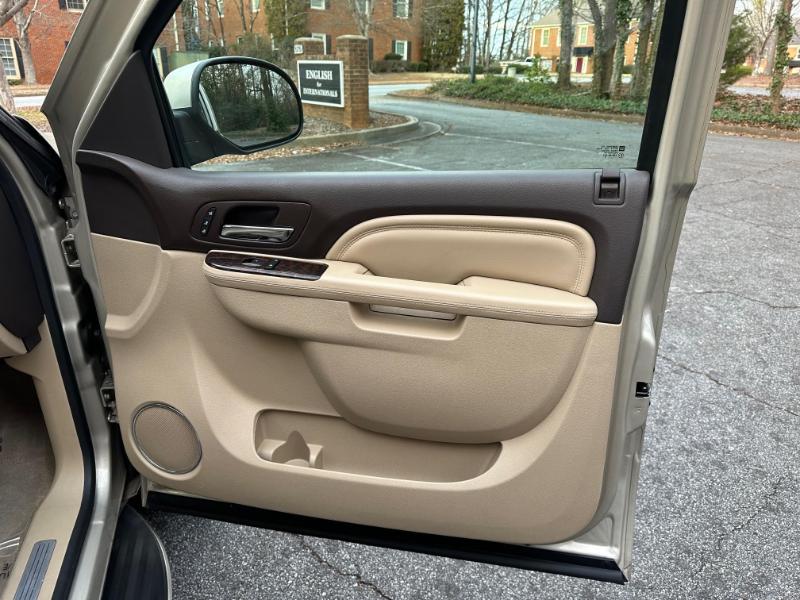 GMC Yukon Denali 2WD 2013